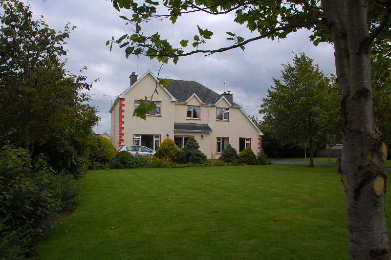 Creg Lodge Claregalway Luaran gambar